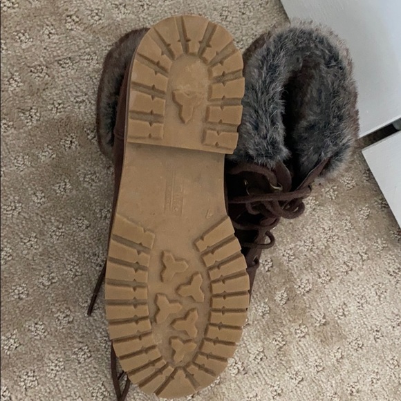 boots - Picture 4 of 5